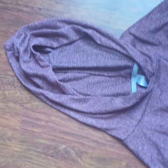 George Raspberry  HoodedTop - Picture 6 of 7